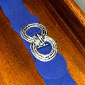 WOMAN ELASTIC STRETCH  BELT silver color buckle 34” L